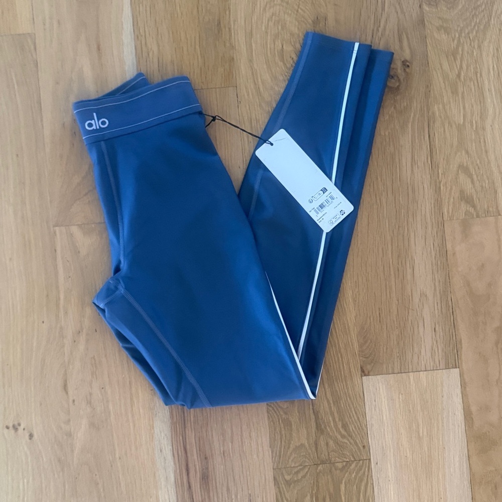 ALO Yoga Airlift High-Waist Suit
Up Legging - Bluestone/White-XS-NWT - Picture 8 of 9